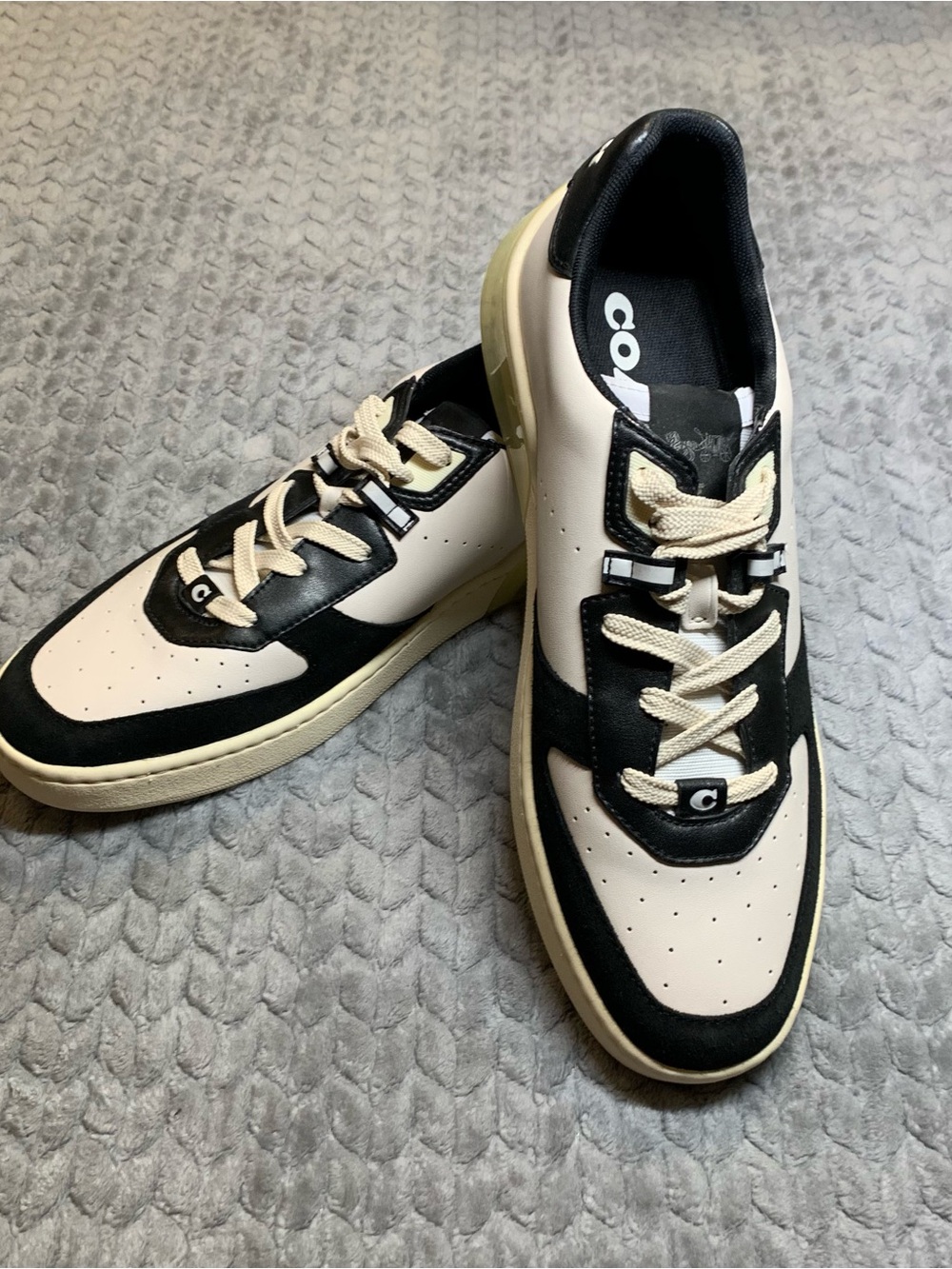 Coach Men's Black and Cream Low-Top Sneakers